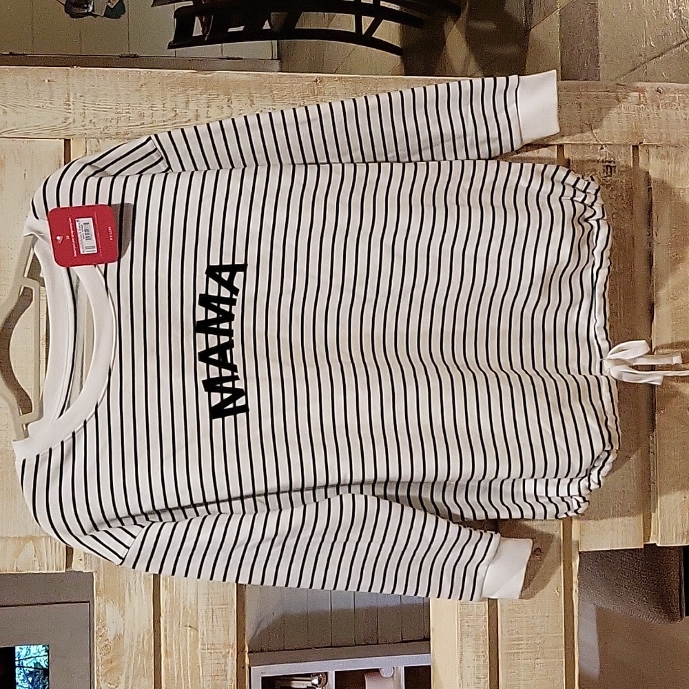 NWT maternity pullover